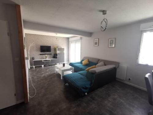 Maison 6 Personnes Avec Jardin � 3kms Des Plages