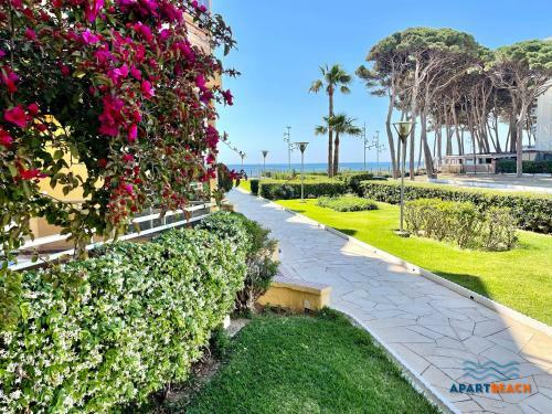 Apartbeach Sol Pins Frente Playa