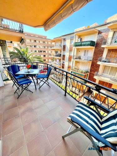 Apartbeach Cye 3 Junto Playa Climatizado Y Parquing