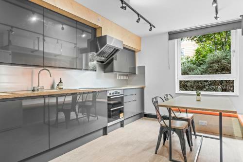 Stamford Street Apartments
