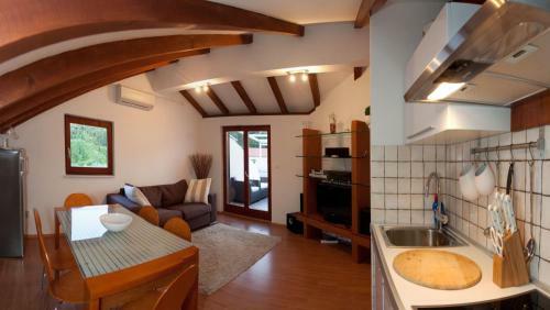 Jees Exclusive Apartments