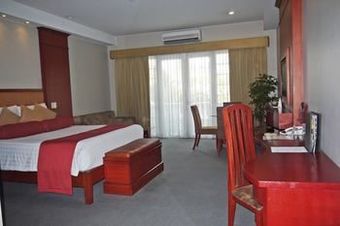 Lewis Grand Hotel