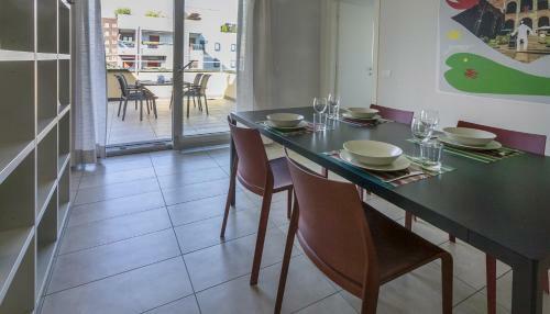 Biondelli Halldis Apartments