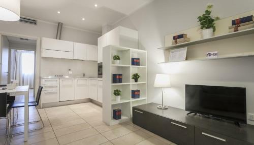 Biondelli Halldis Apartments