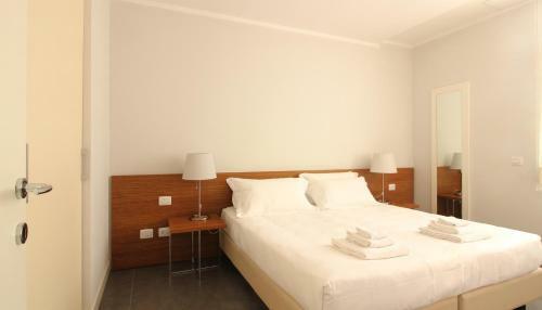 Biondelli Halldis Apartments