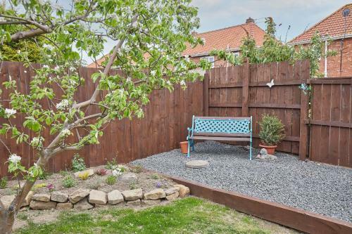 Host & Stay - The Bolt Hole