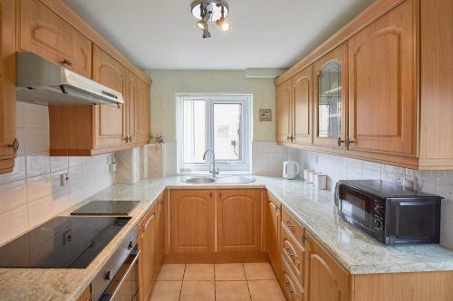 Host & Stay - The Bolt Hole