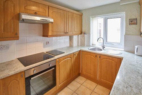 Host & Stay - The Bolt Hole