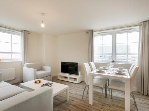 Pass The Keys Stunning 2 Bed Apartment With Free Onsite Parking