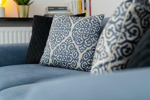 Miedziana Apartment Wroc?aw By Renters