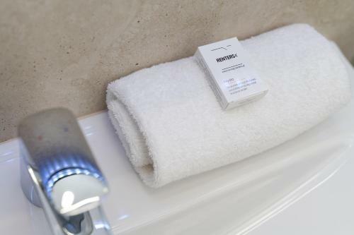 Miedziana Apartment Wroc?aw By Renters