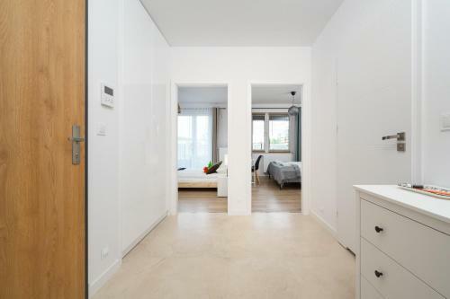 Miedziana Apartment Wroc?aw By Renters