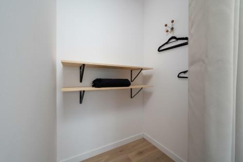 Miedziana Apartment Wroc?aw By Renters