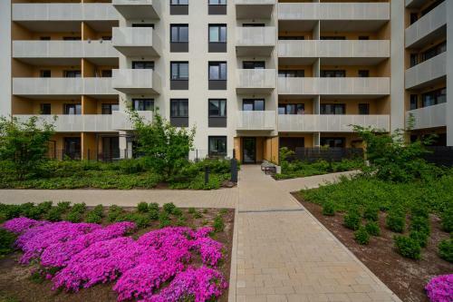 Miedziana Apartment Wroc?aw By Renters
