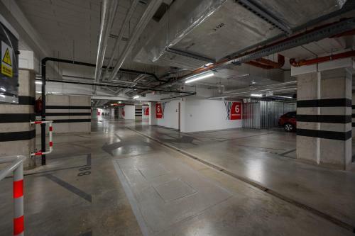 Miedziana Apartment Wroc?aw By Renters