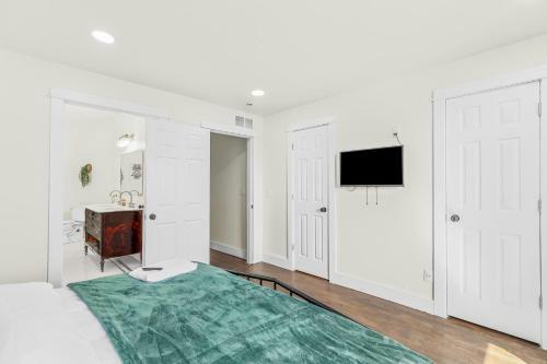 Gorgeous West Village Stunner Home