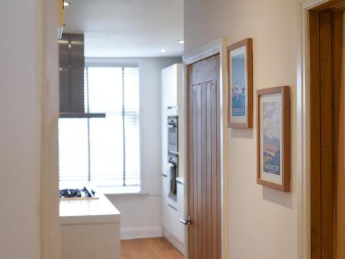 Pass The Keys Modern Seafront Apartment With Great Views Sleeps 4
