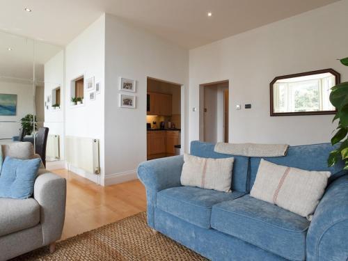 Pass The Keys 2bed Seafront Apartment With Fantastic Views And Parking