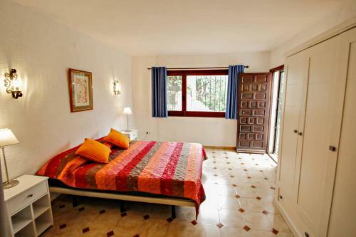 Villa Delf�n - Holiday Home With Swimming Pool In Moraira