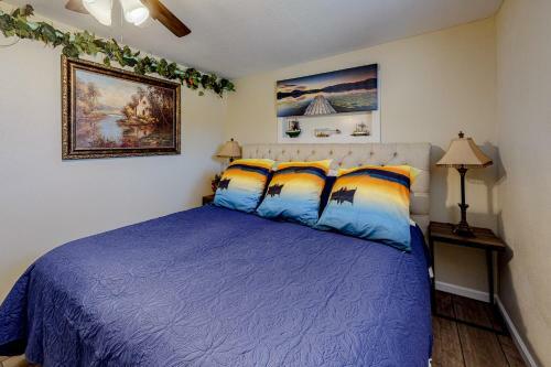 360 Cathy St