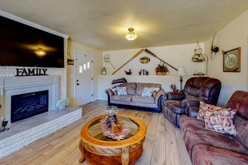 360 Cathy St