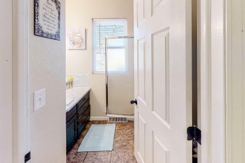 360 Cathy St