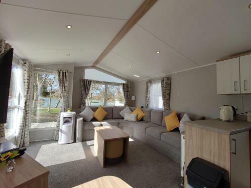 White Acre's Holiday Park, 602 Sycamore Forest