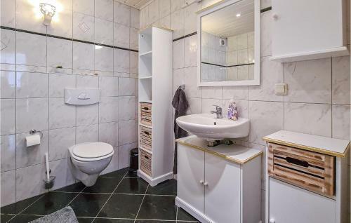 Stunning Home In Kranichfeld With Wifi And 2 Bedrooms
