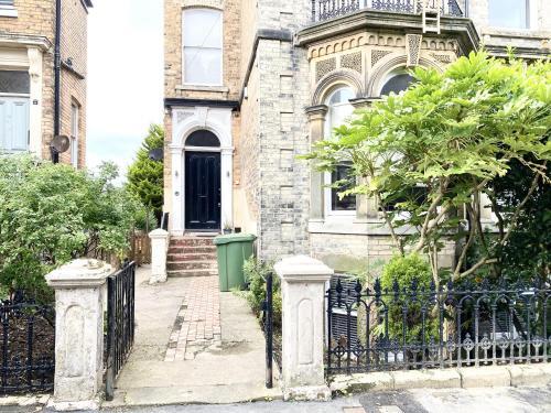 9a Grosvenor Crescent