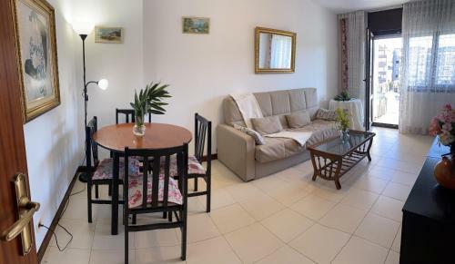 Apartamento Noja Trengandin