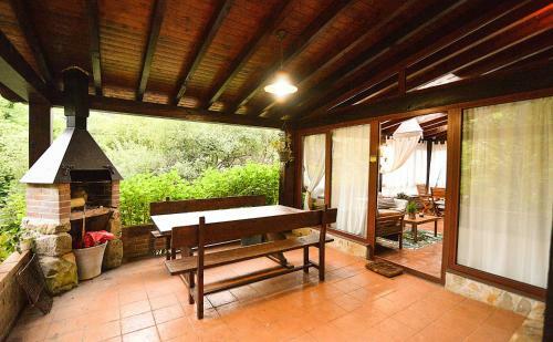 La Casita De Las Piedras