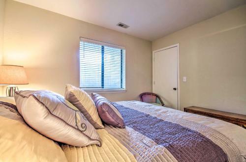 Apartamento Pet-friendly Lake Ozark Escape With Shared Pool