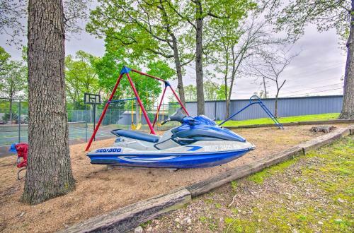 Apartamento Pet-friendly Lake Ozark Escape With Shared Pool