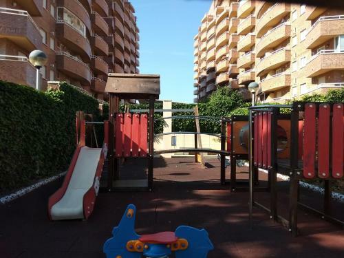 Apartamento Acv - Acapulco Ii-1� Linea Planta 6 Frontal Al Mar