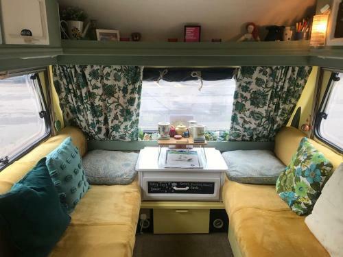 Sunnyside Eco Caravan, Close To Ysp And Cannon Hall