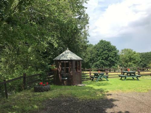 Sunnyside Eco Caravan, Close To Ysp And Cannon Hall