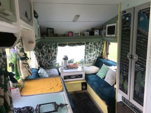 Sunnyside Eco Caravan, Close To Ysp And Cannon Hall