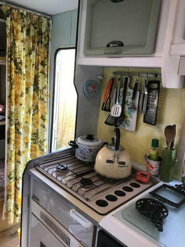 Sunnyside Eco Caravan, Close To Ysp And Cannon Hall