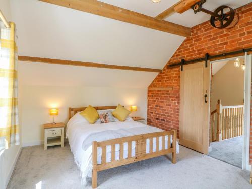 Acorn Lodge