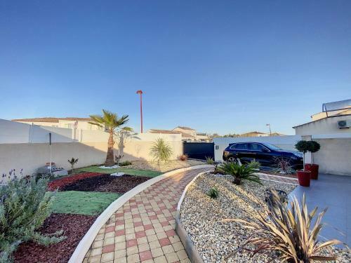 Magnifique Villa Avec Piscine Et Jacuzzi