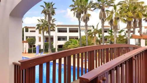 Apartamento En Complejo Con Piscina