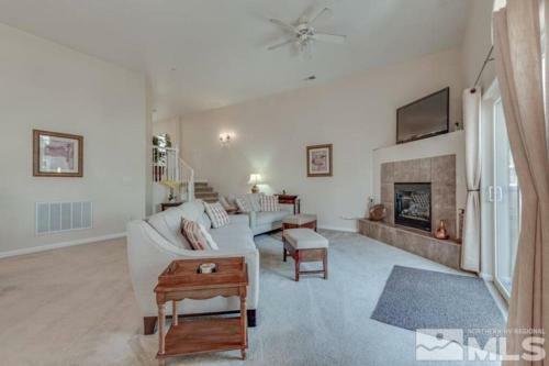 Waterfront Lake House With Private Dock And Kayak