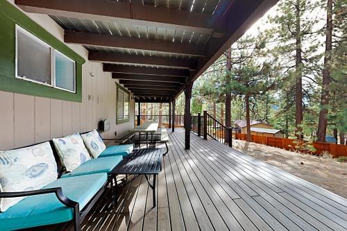 Sprawling Woodland Retreat