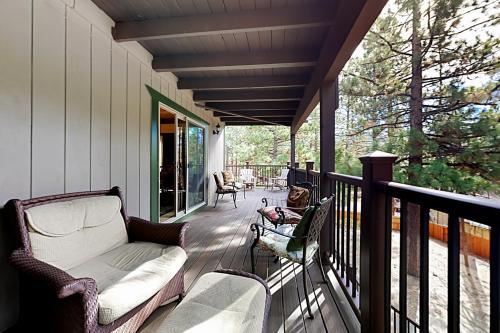 Sprawling Woodland Retreat