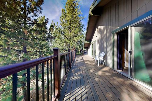 Sprawling Woodland Retreat
