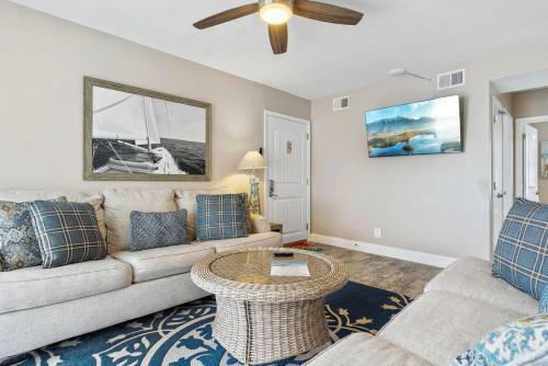 Radiant Beach Block Condo Parking Patio