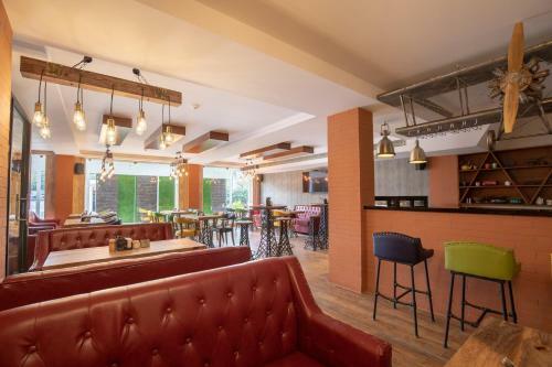 Hotel Jenny Residency Club