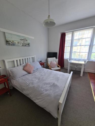 Meadowside Holiday Apartments