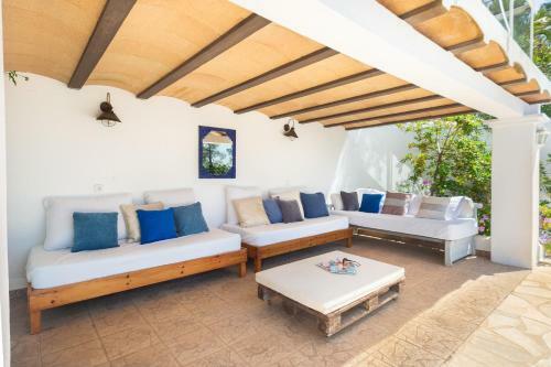 New! Villa Armon�a