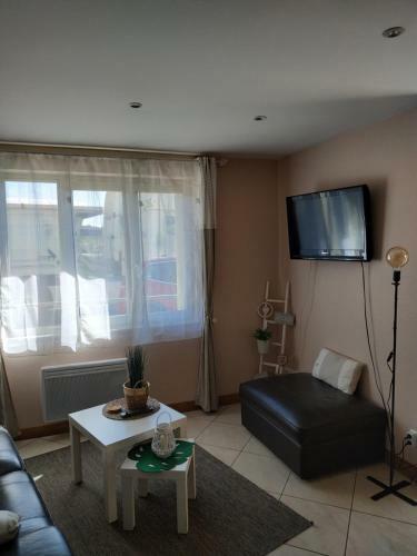 Apartamento Petit Cocon Douillet Face � La Meuse.